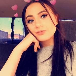 Meet your Posher, Alina